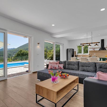 Charming Holiday Home Dolac In Rural Area With Pool Slime Luaran gambar
