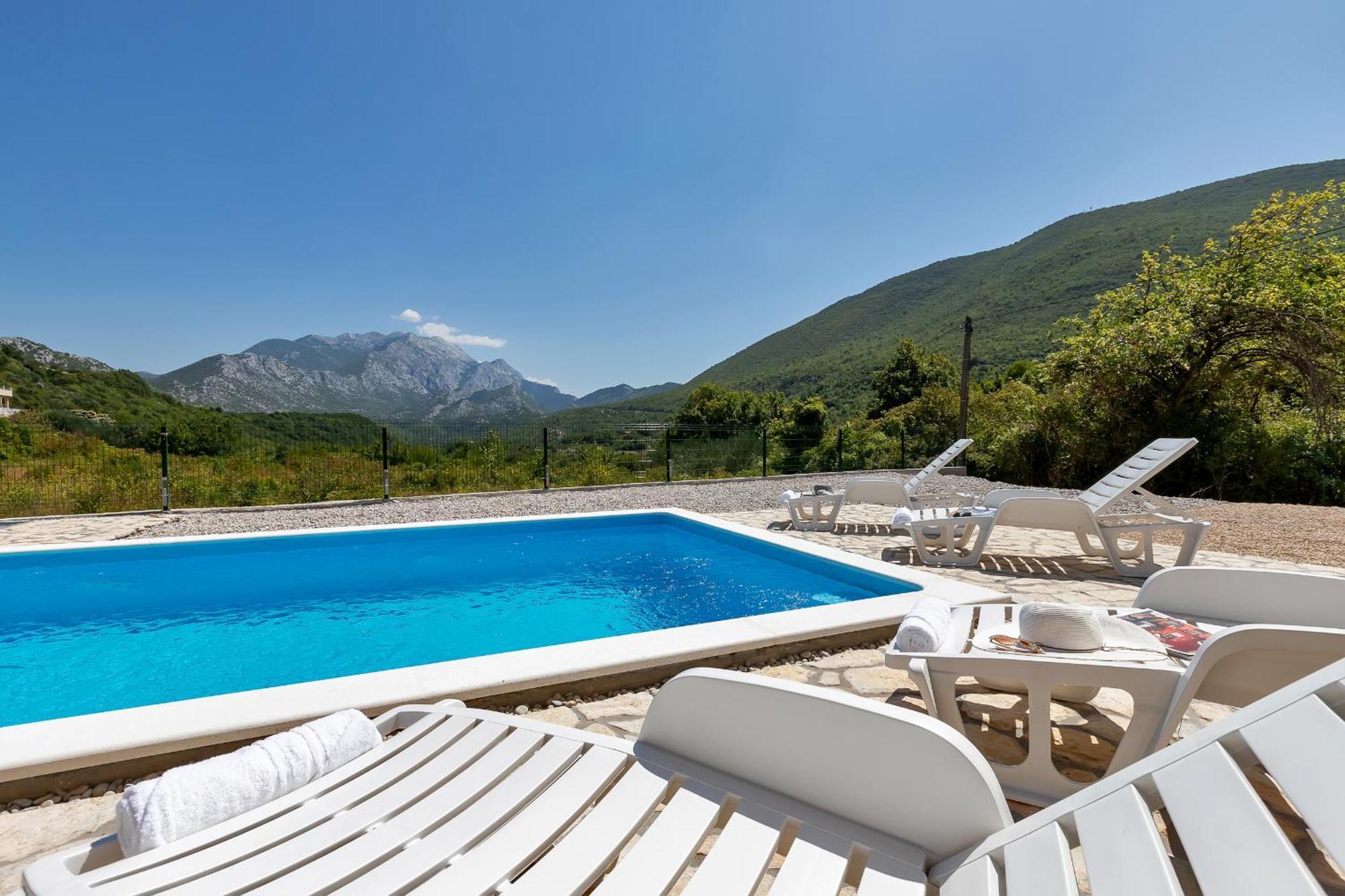 Charming Holiday Home Dolac In Rural Area With Pool Slime Luaran gambar